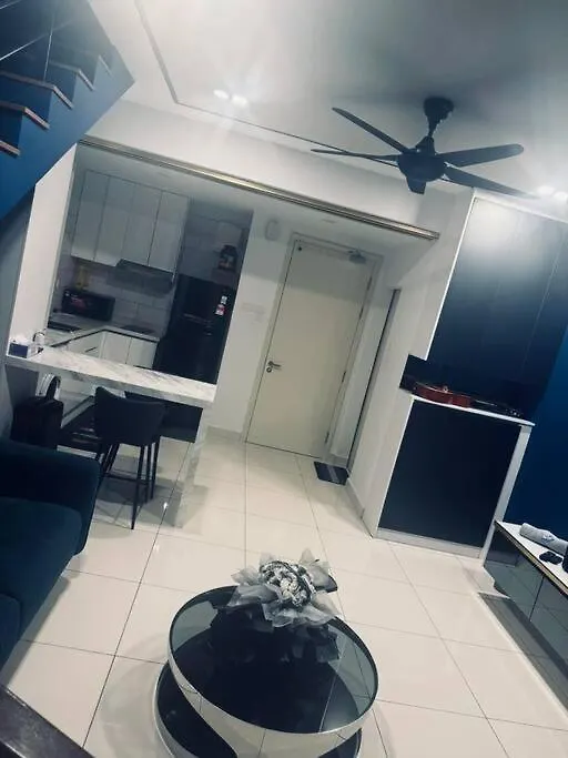 Blue Cozy Duplex House Apartment Kuala Lumpur